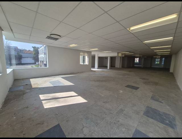 450M² OFFICE TO LET IN SANDTON CENTRAL